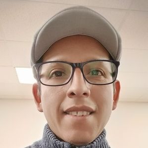 Meet your Posher, Johnny manuel